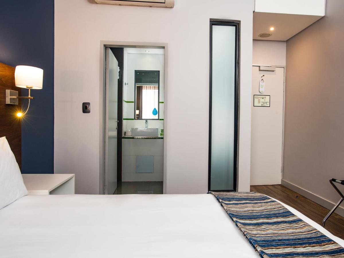 Aha Kathu Hotel Exterior photo