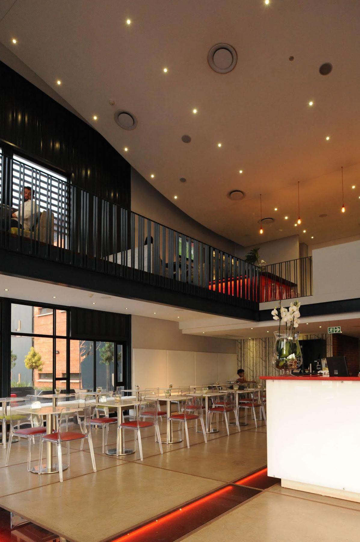 Aha Kathu Hotel Exterior photo